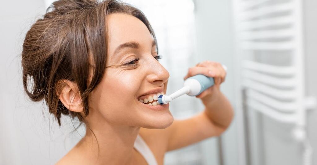 Dr Babyigit orthodontiste Strasbourg appareil dentaire  se brosser les dents
